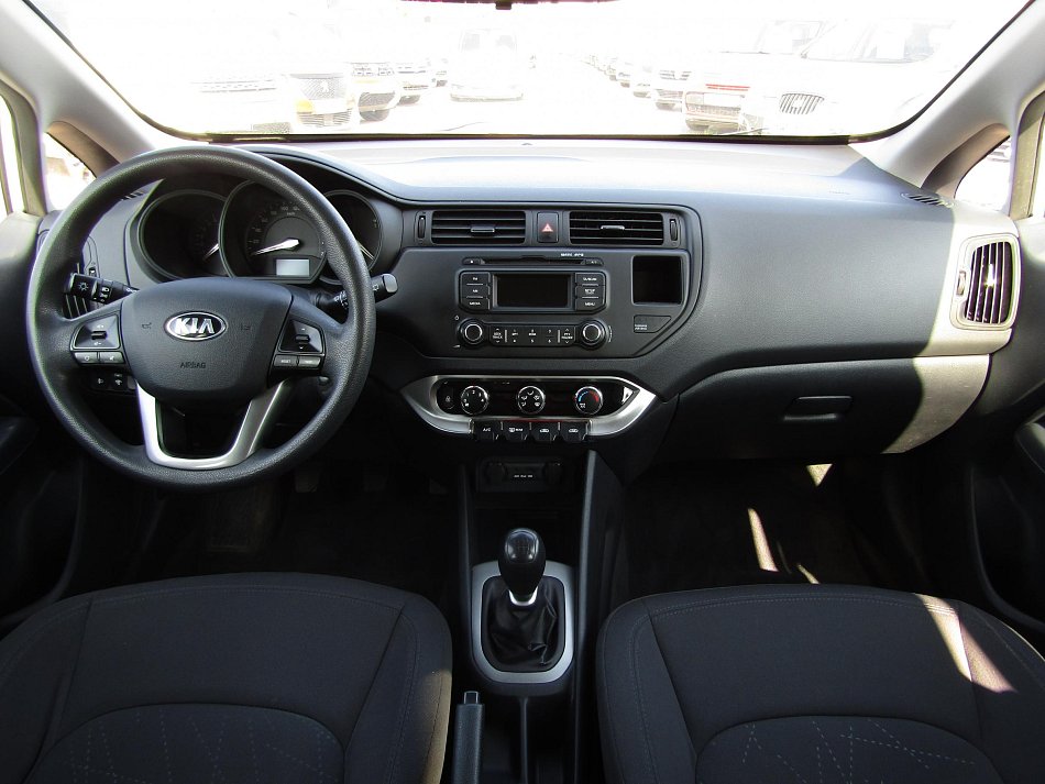 Kia Rio 1.4i Edition