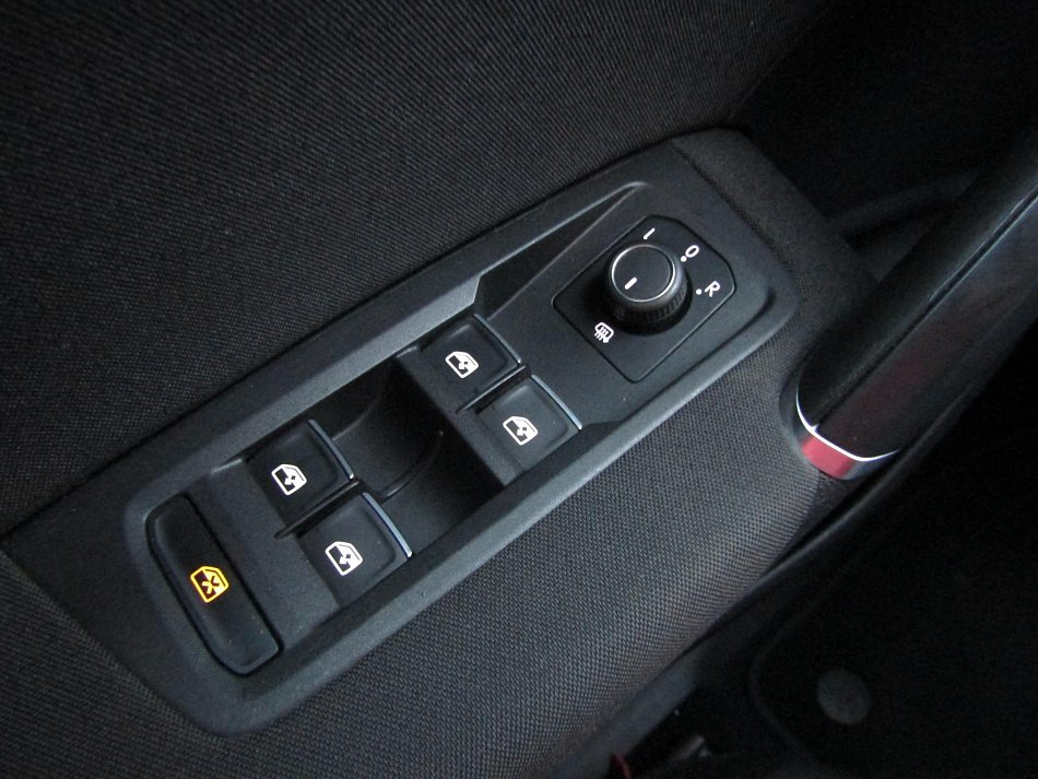 Volkswagen Touran 2.0TDi 