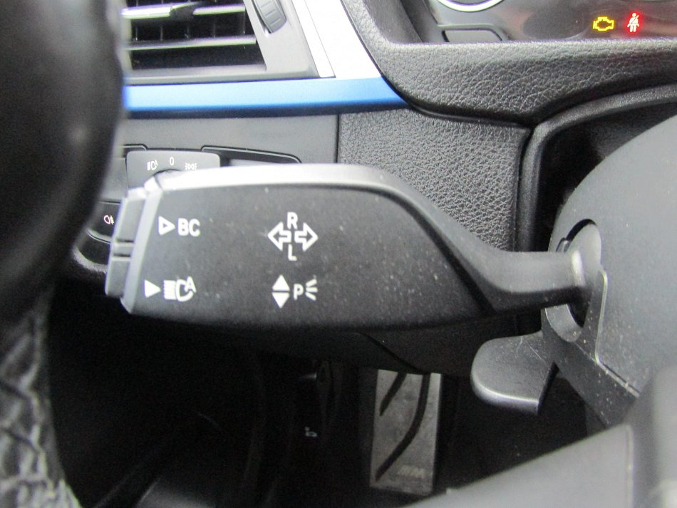 BMW Řada 3 2.0d  320d xDrive