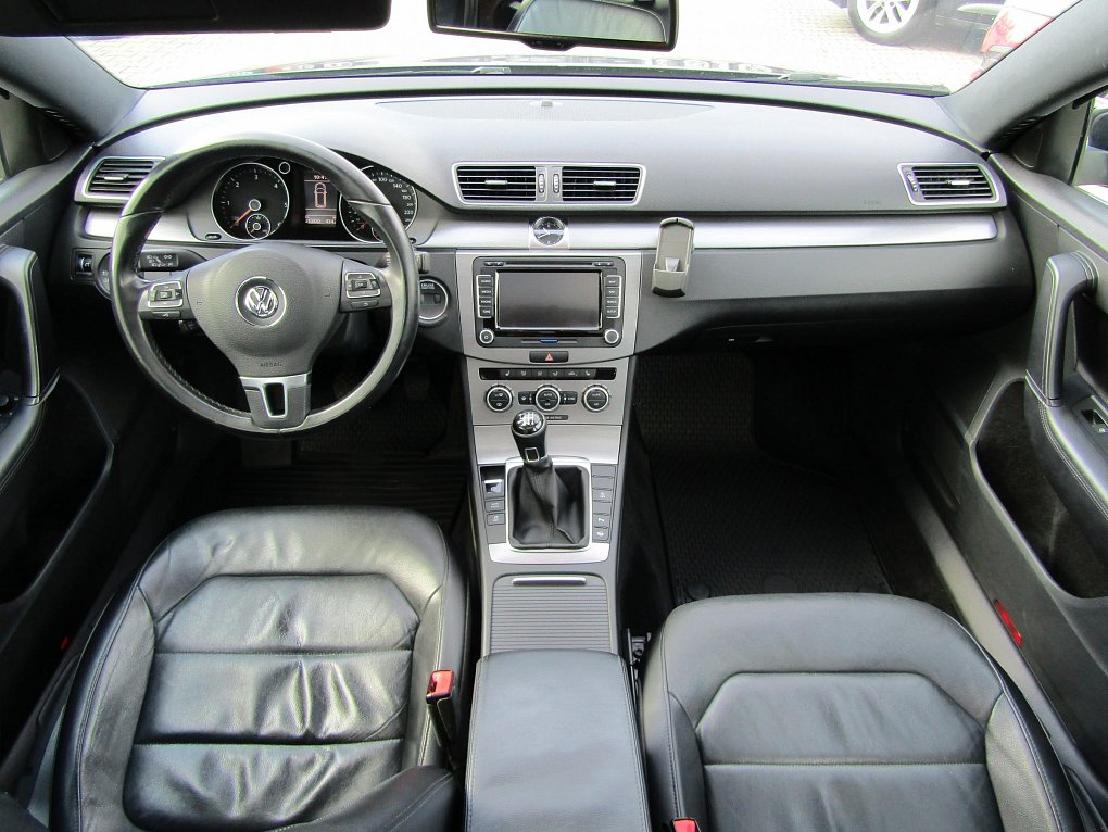 Volkswagen Passat 2.0TDi 