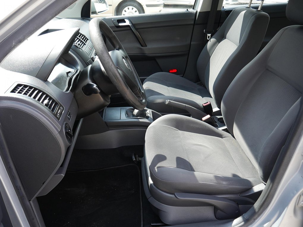 Volkswagen Polo 1.4 i 