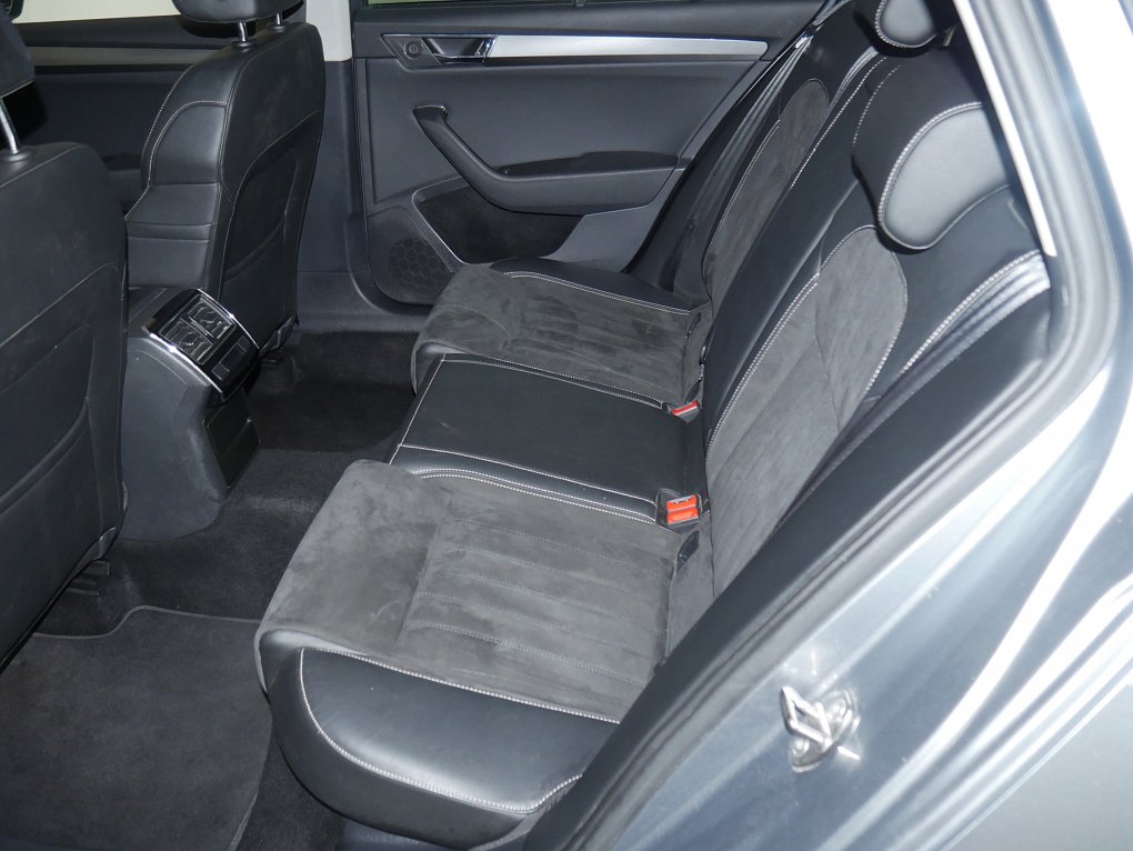 Škoda Superb 2.0TDI Style