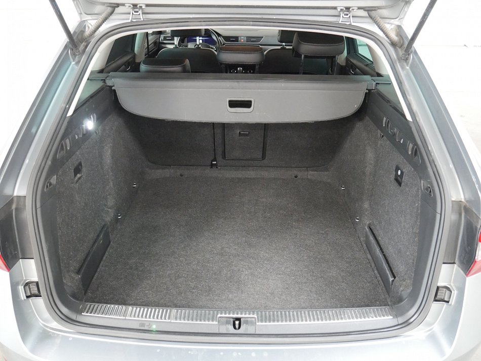 Škoda Superb 2.0TDI Style