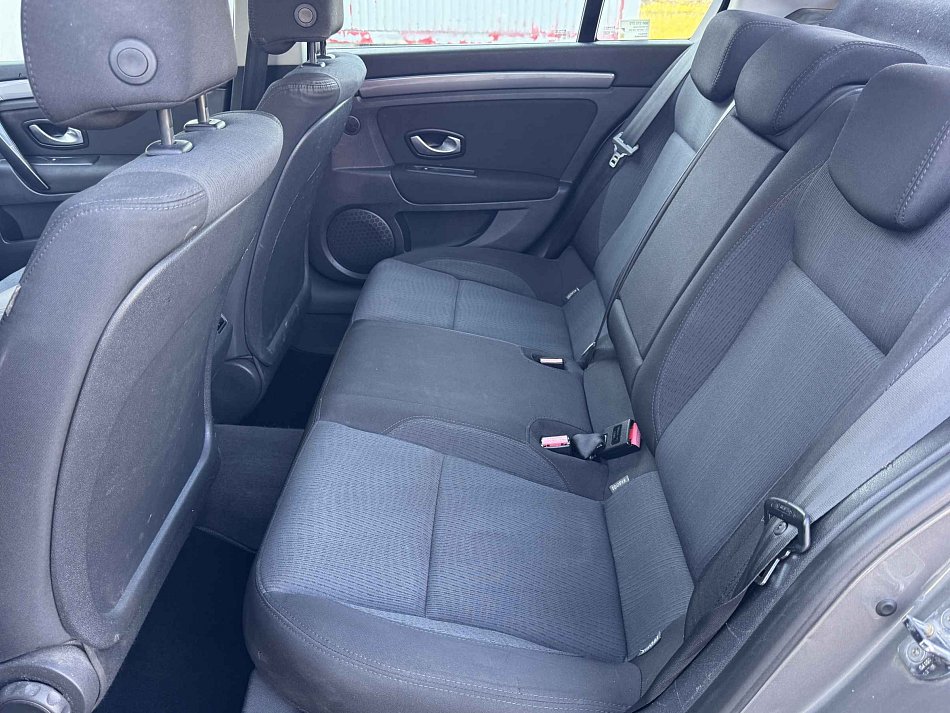 Renault Laguna 2.0 i 