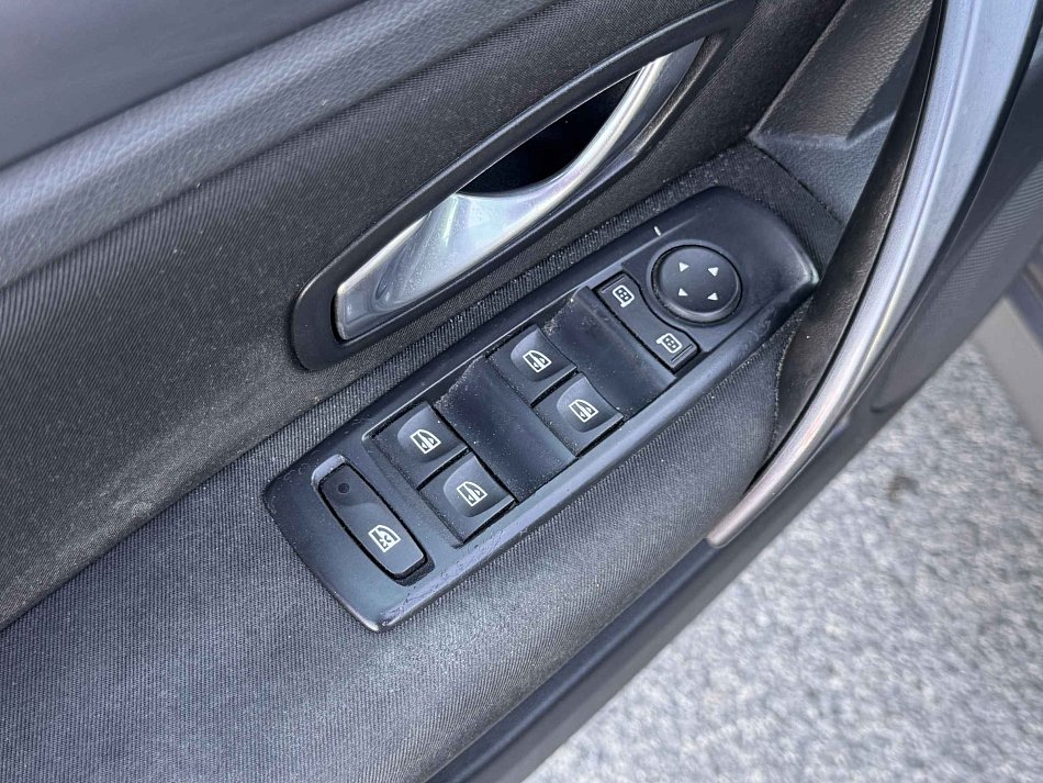 Renault Laguna 2.0 i 