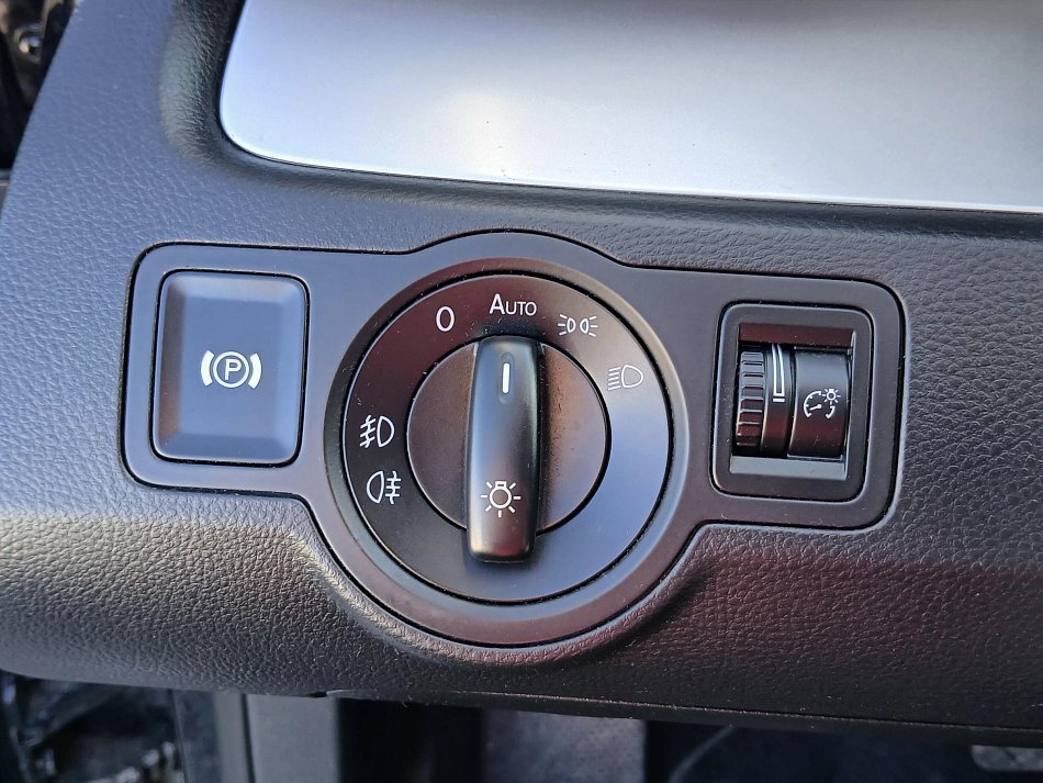 Volkswagen Passat 2.0 TDi 