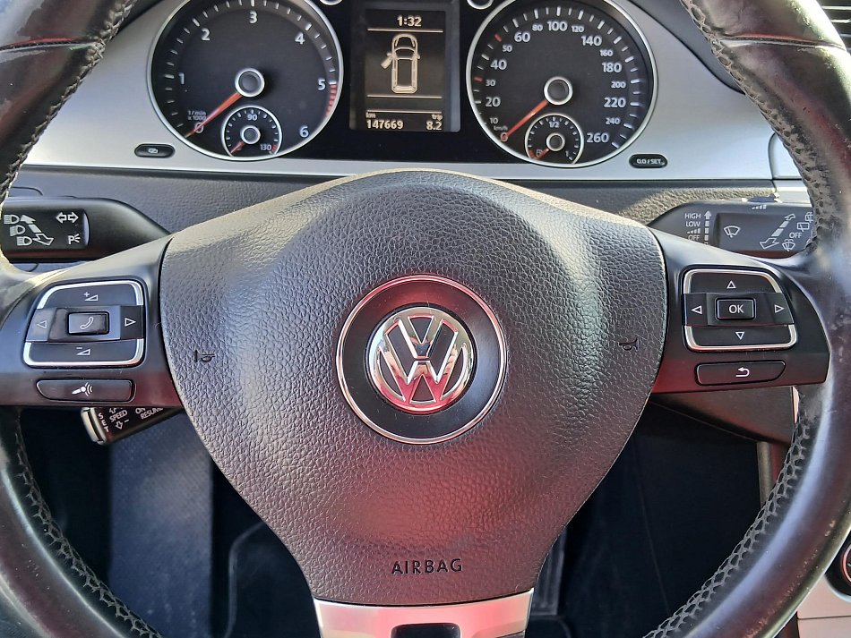 Volkswagen Passat 2.0 TDi 