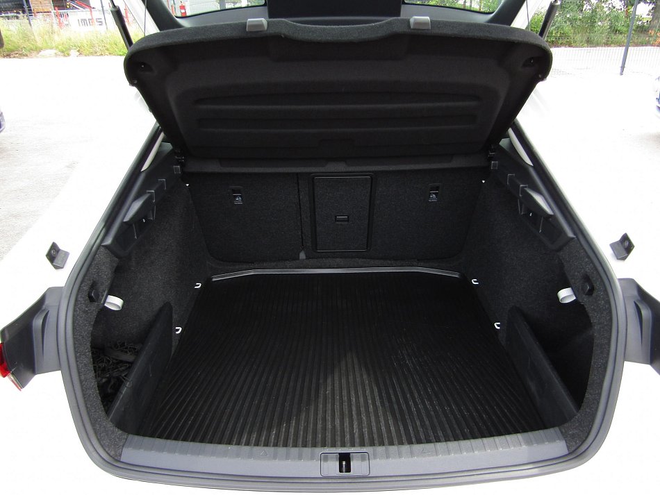 Škoda Octavia IV 2.0TDi Style