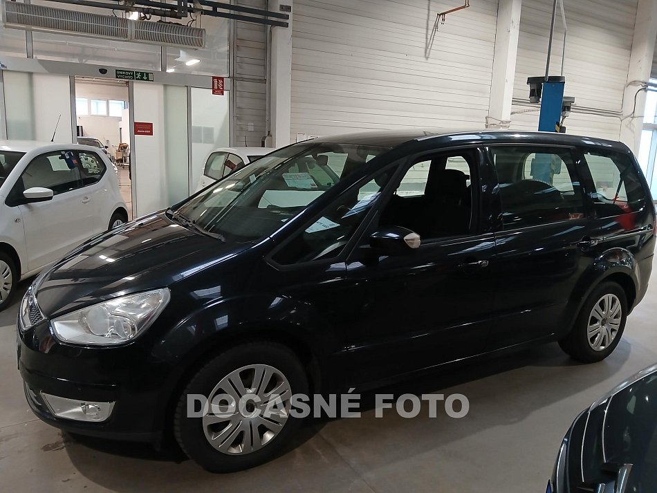 Ford Galaxy 2.0 16V  7Míst