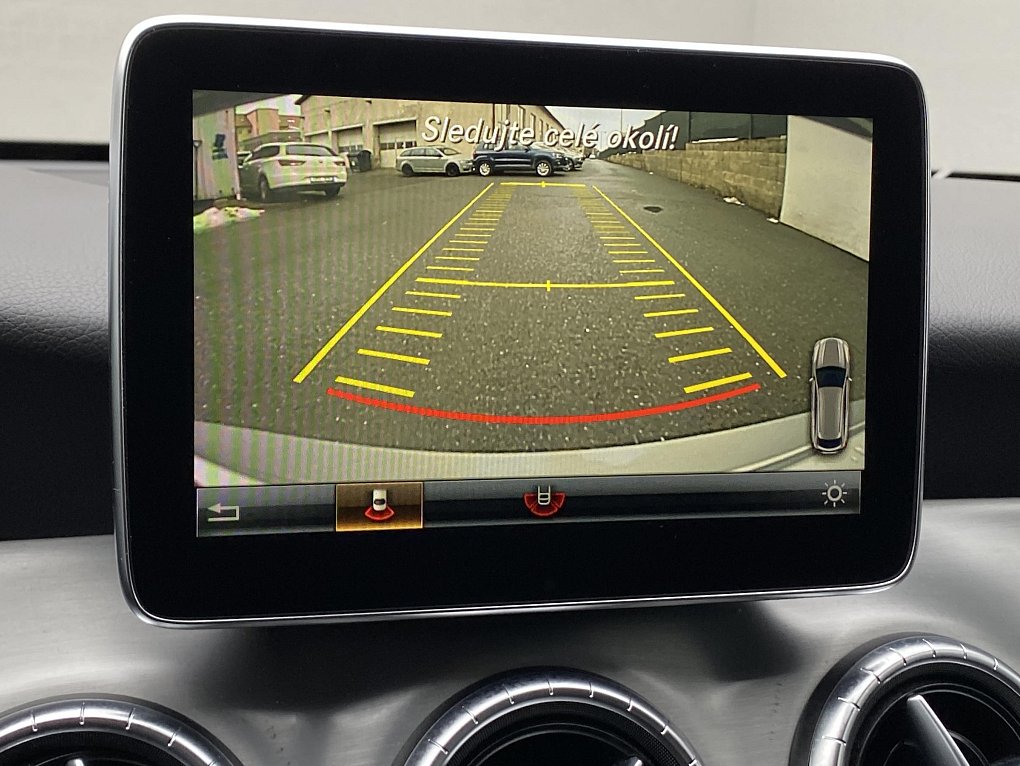 Mercedes-Benz CLA 2.2 CDi  200d