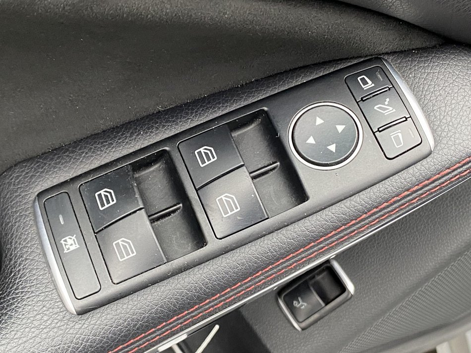 Mercedes-Benz CLA 2.2 CDi  200d