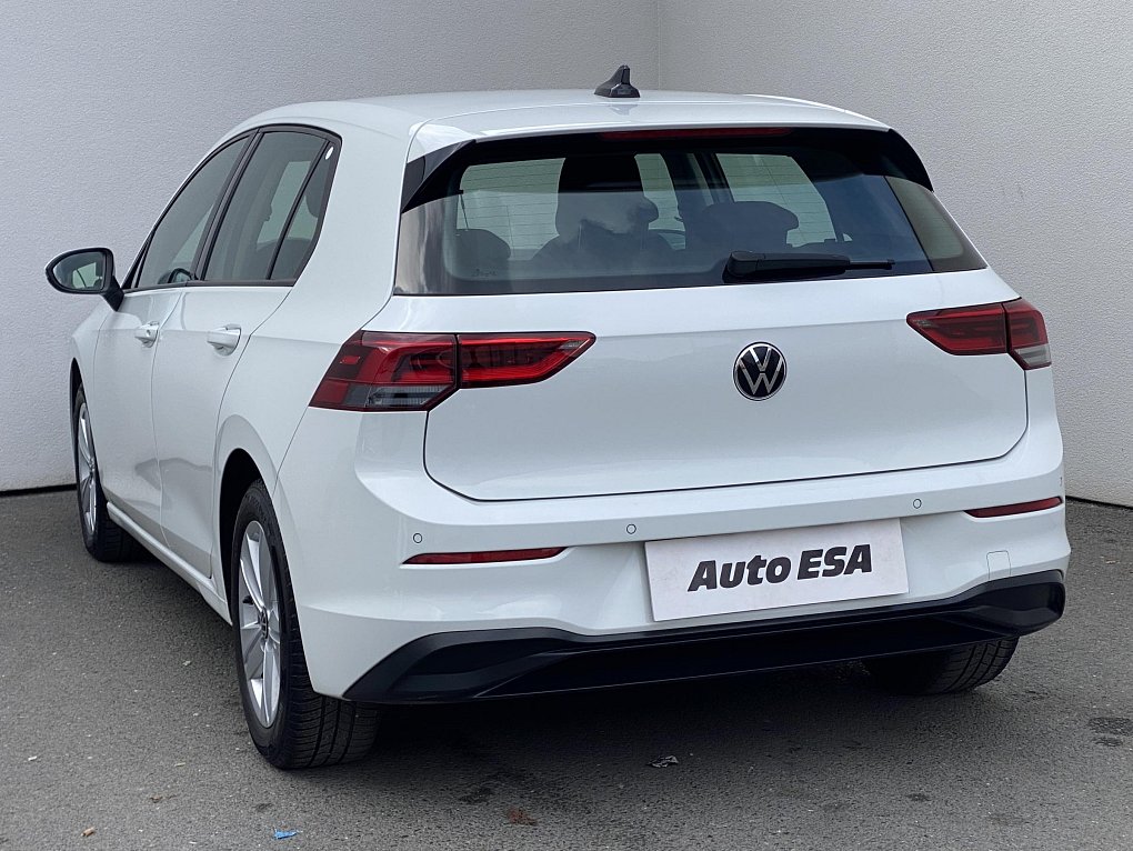 Volkswagen Golf 1.0TSi 