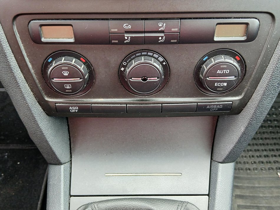 Škoda Octavia II 1.6 FSi 