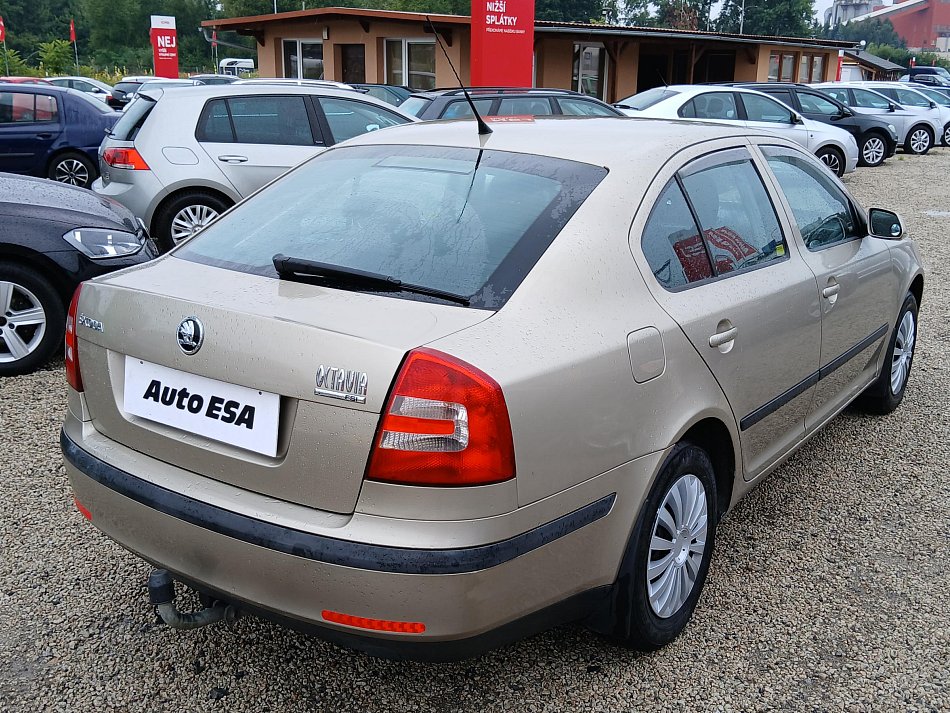 Škoda Octavia II 1.6 FSi 