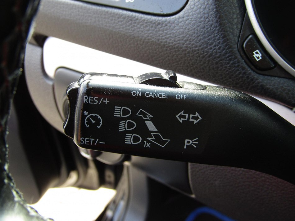 Volkswagen Golf 2.0 TDi 