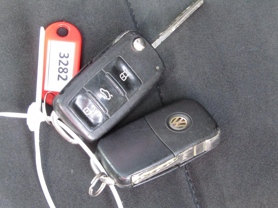 Volkswagen Golf 2.0 TDi 