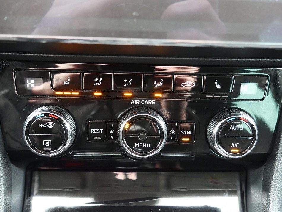 Škoda Superb III 1.6 TDi 