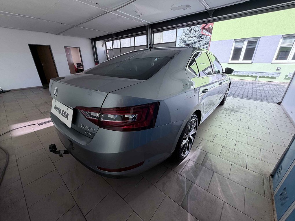 Škoda Superb III 2.0 TDi 