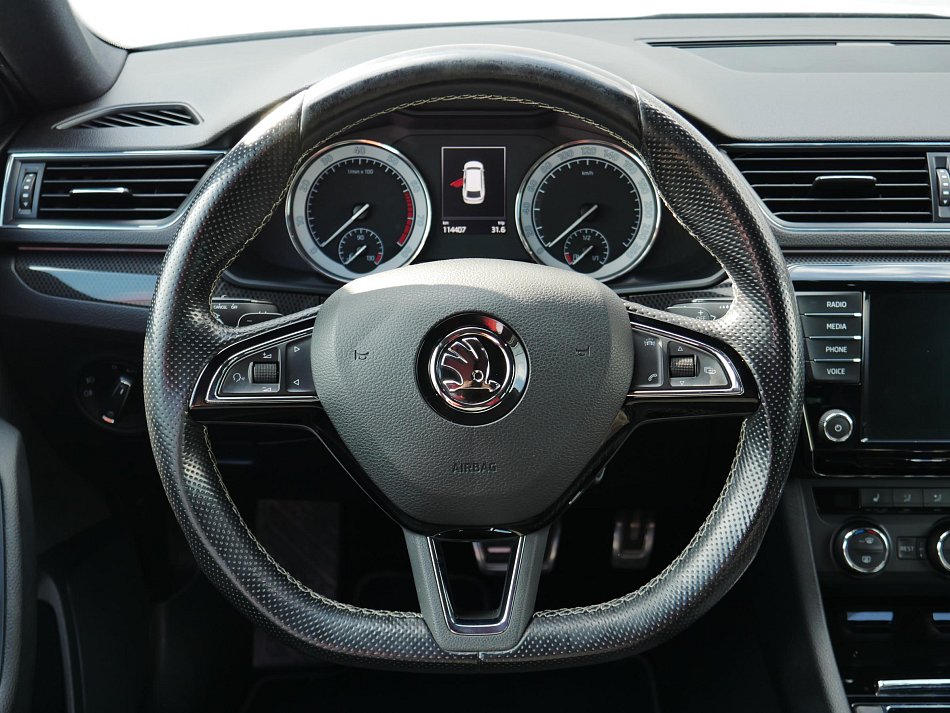 Škoda Superb III 2.0 TSi SportLine