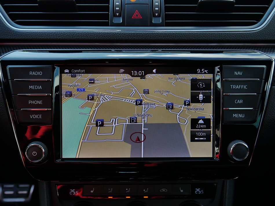 Škoda Superb III 2.0 TSi SportLine