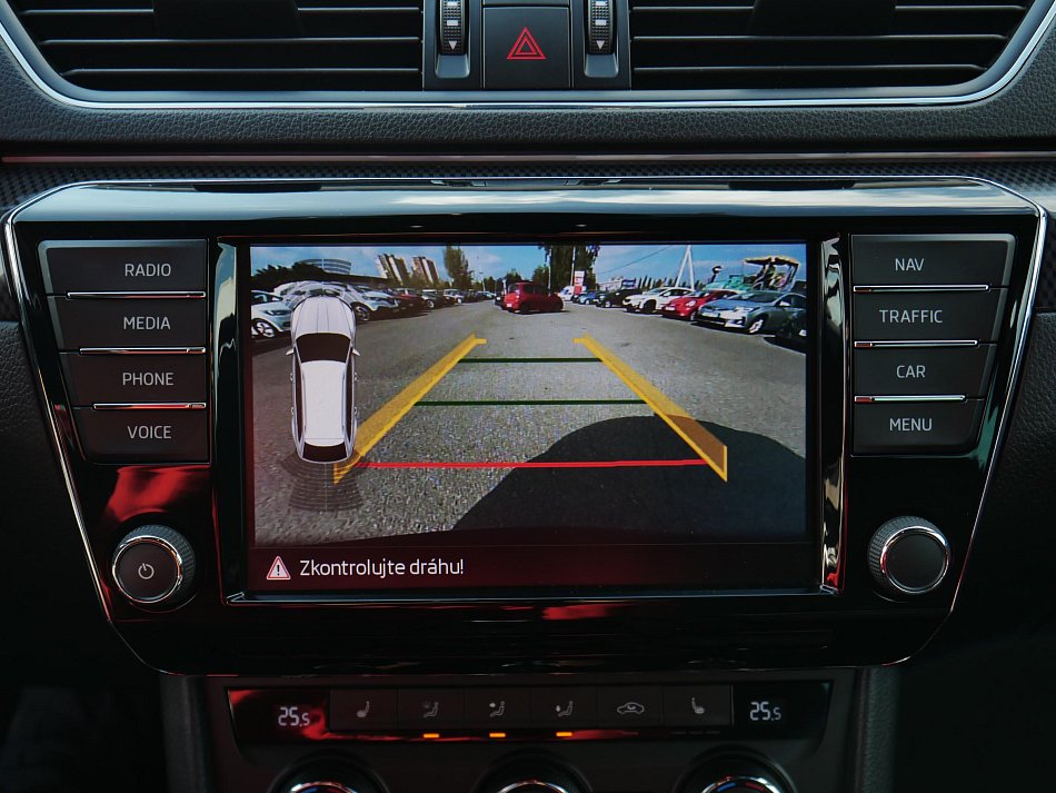 Škoda Superb III 2.0 TSi SportLine