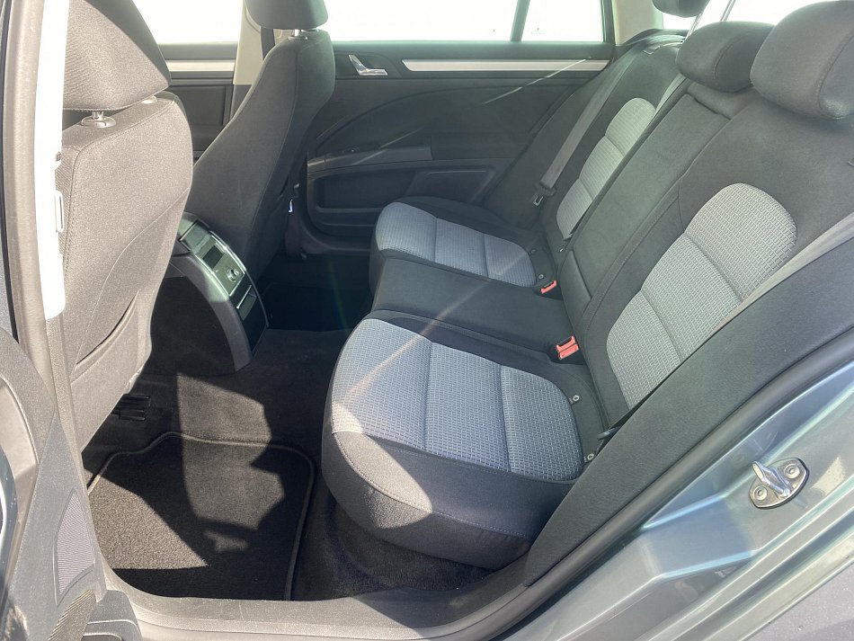 Škoda Superb II 2.0 TDi 