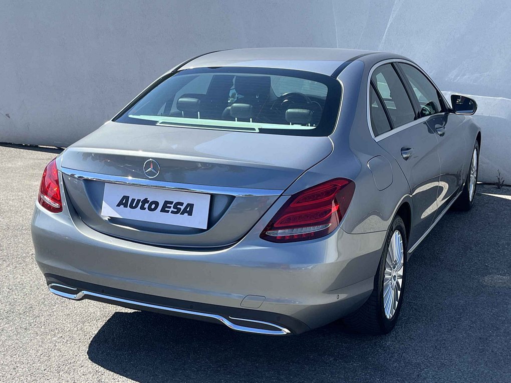 Mercedes-Benz Třída C C 180 