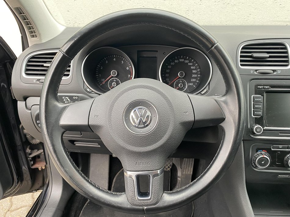 Volkswagen Golf 1.4TSI 