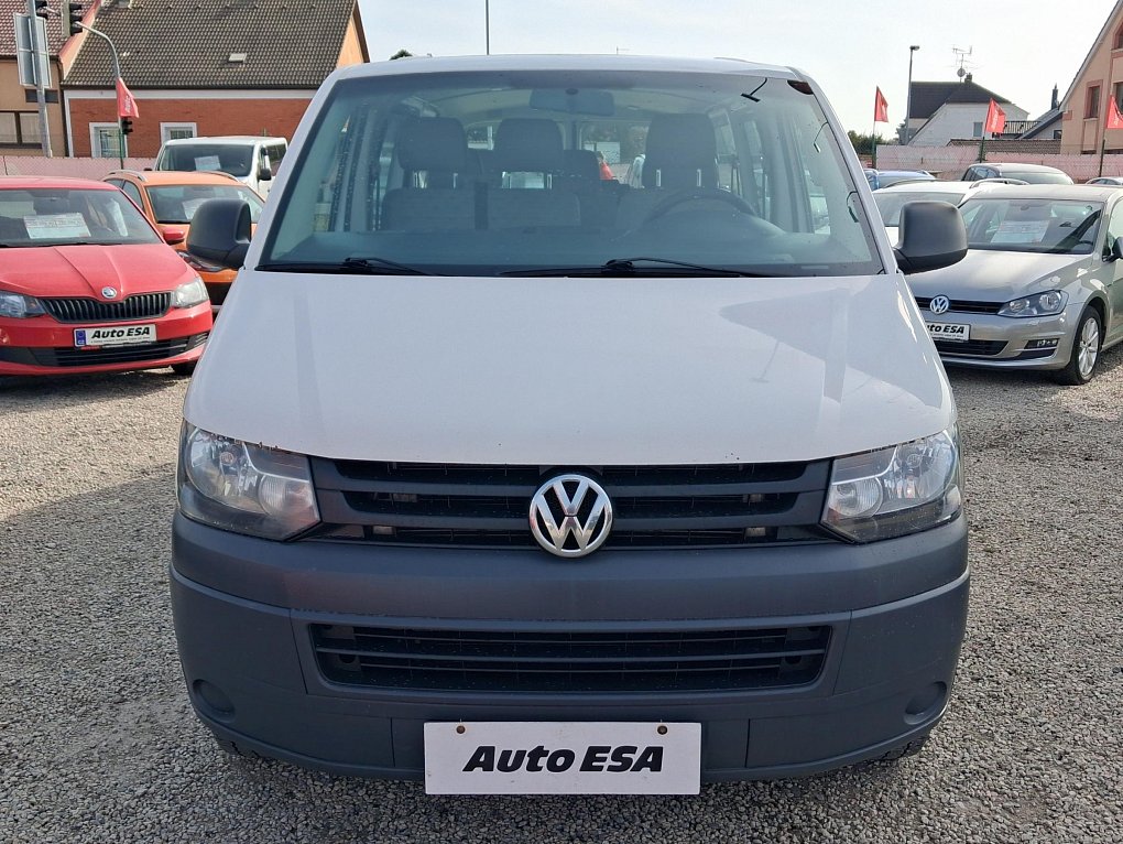 Volkswagen Transporter 2.0TDi  L2 9míst