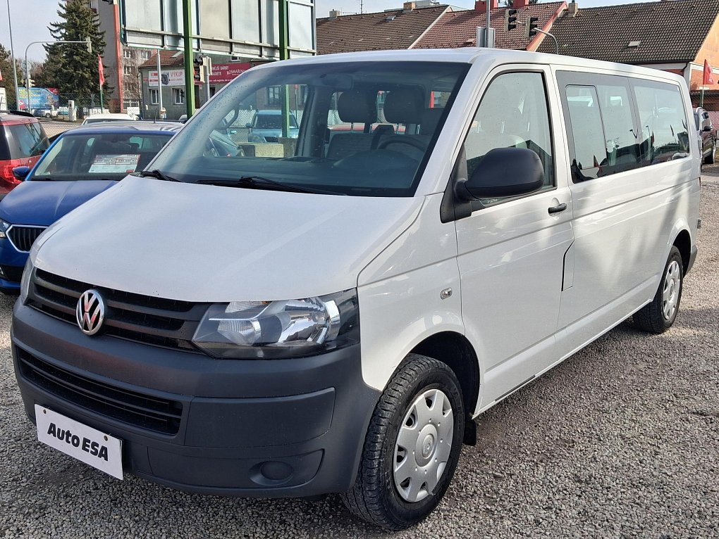 Volkswagen Transporter 2.0TDi  L2 9míst