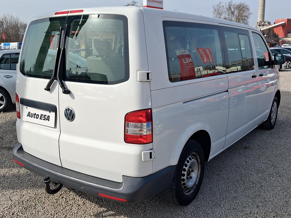 Volkswagen Transporter 2.0TDi  L2 9míst