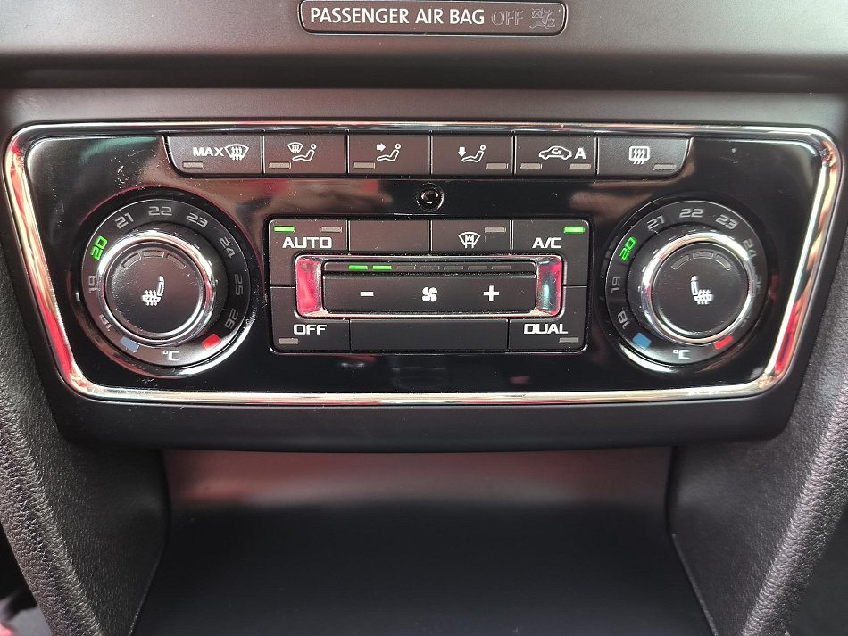 Škoda Superb II 2.0 TDi Elegance