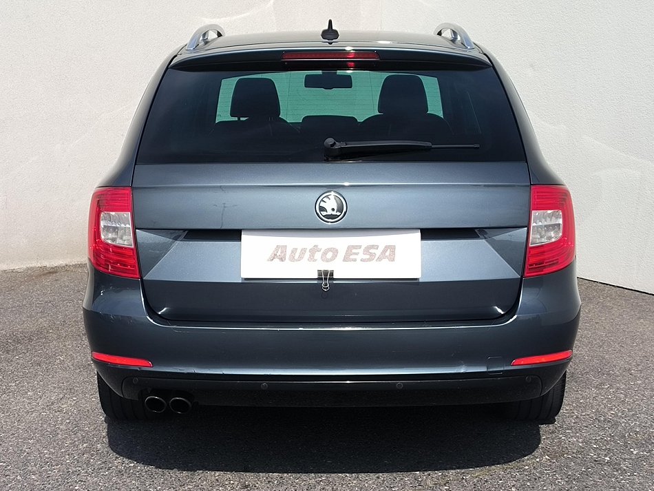 Škoda Superb II 2.0 TDi Elegance