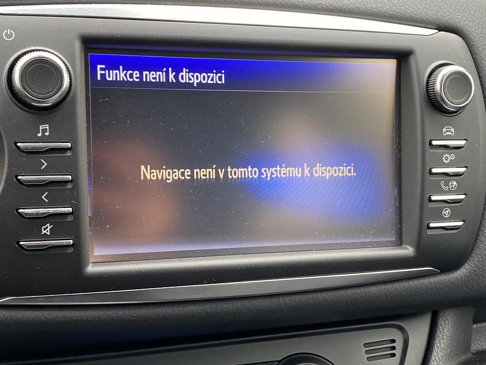 Toyota Yaris 1.5 b - Hybrid 