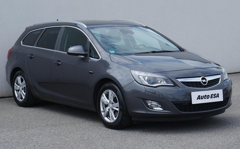 Opel Astra 2.0 CDTi 