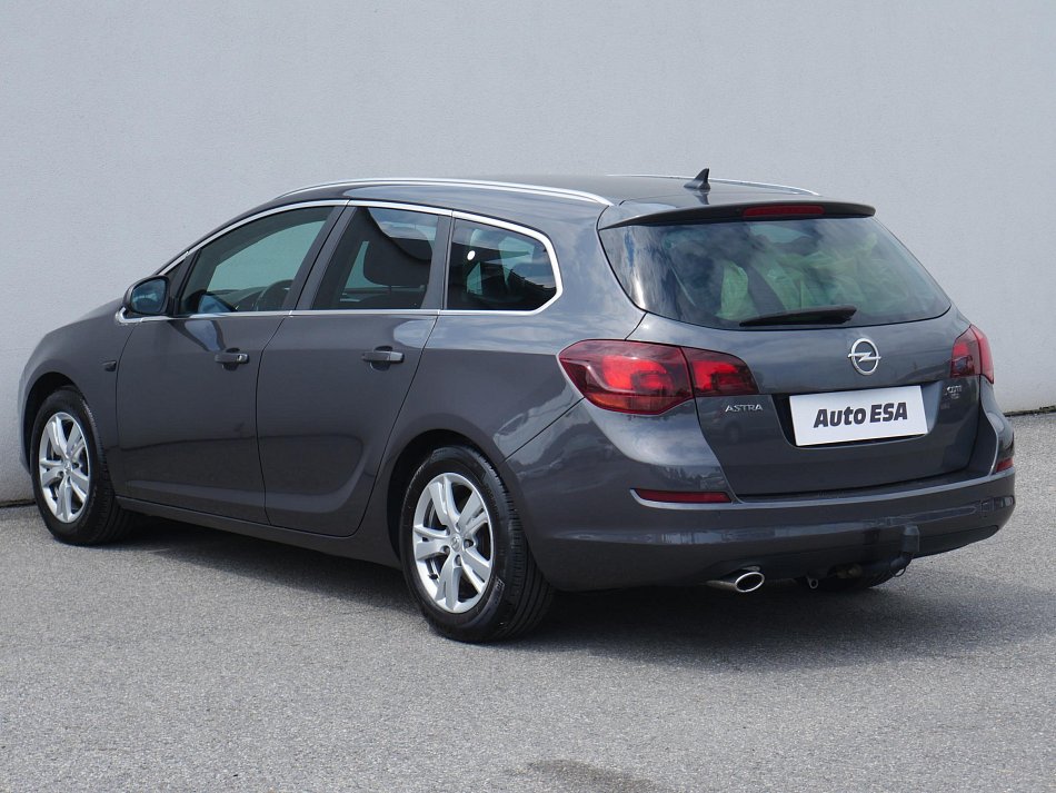 Opel Astra 2.0 CDTi 