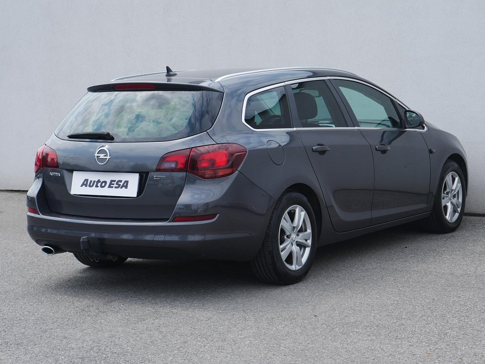 Opel Astra 2.0 CDTi 