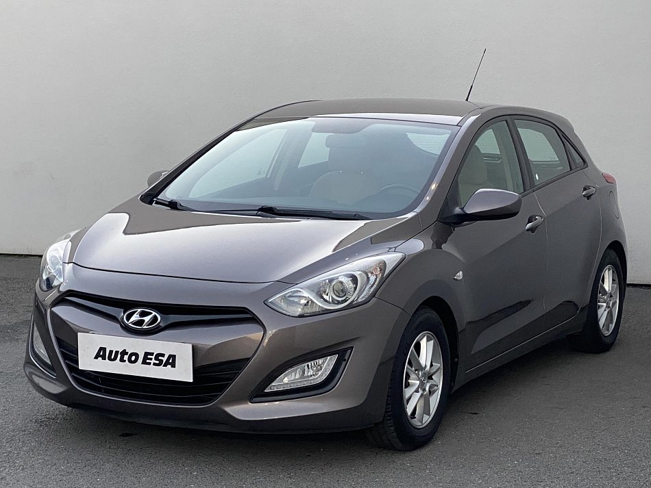 Hyundai I30 1.4 16V 