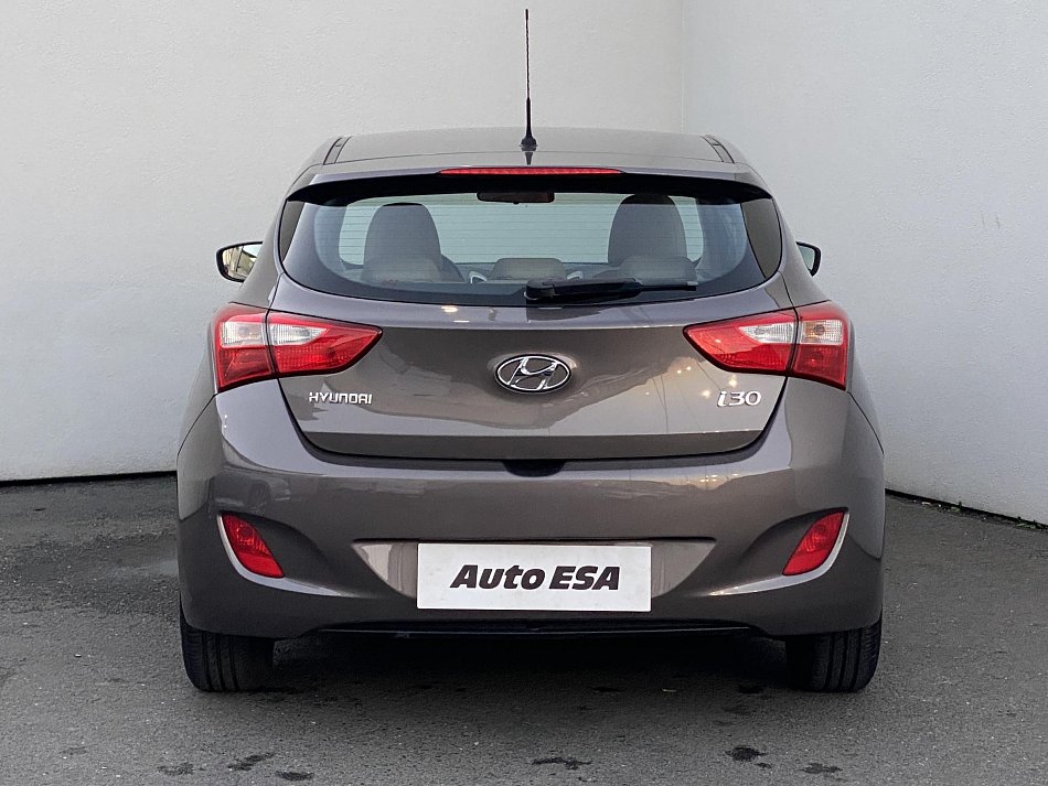 Hyundai I30 1.4 16V 