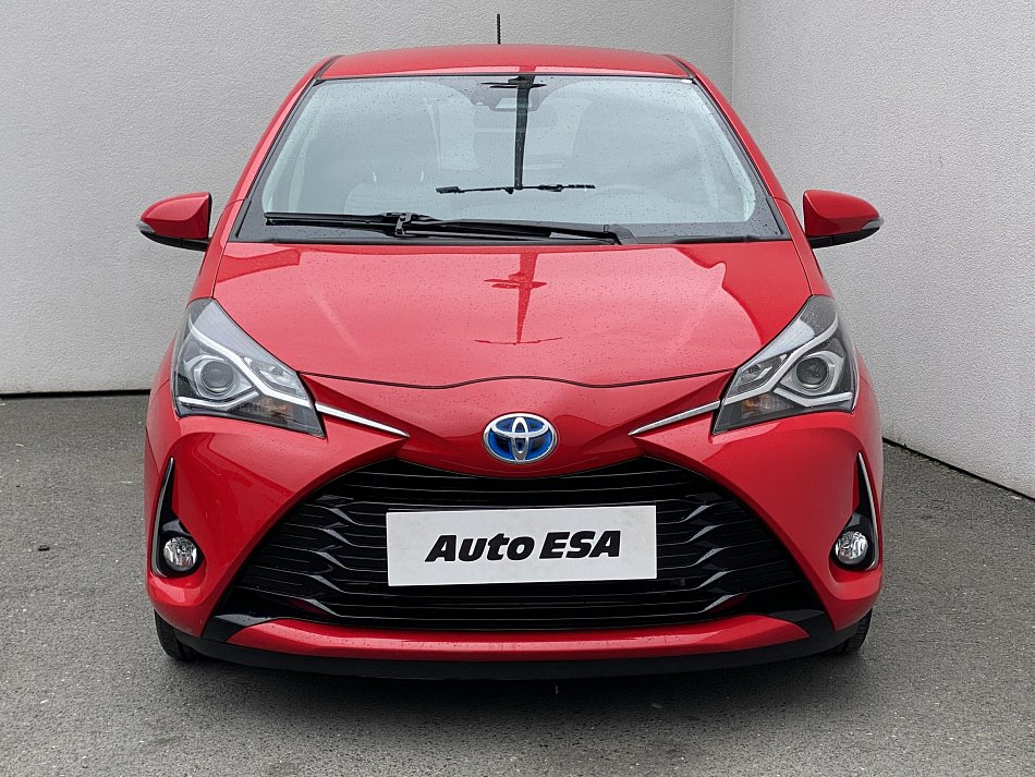 Toyota Yaris 1.5 b - Hybrid 