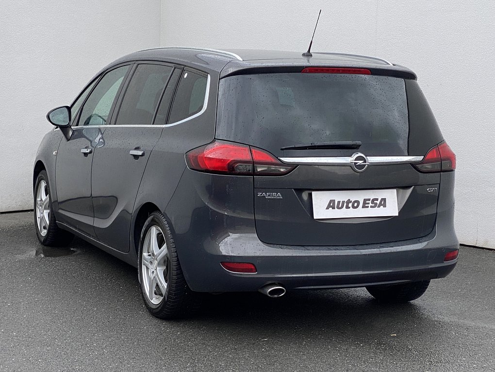 Opel Zafira 2.0CDTi 