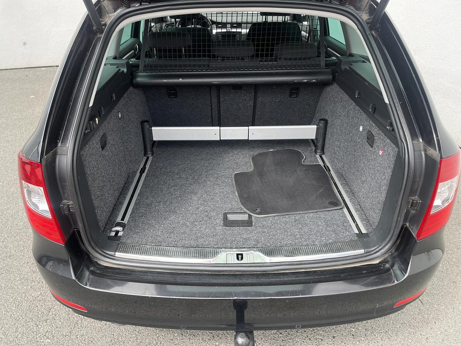 Škoda Superb II 2.0 TDi Ambition