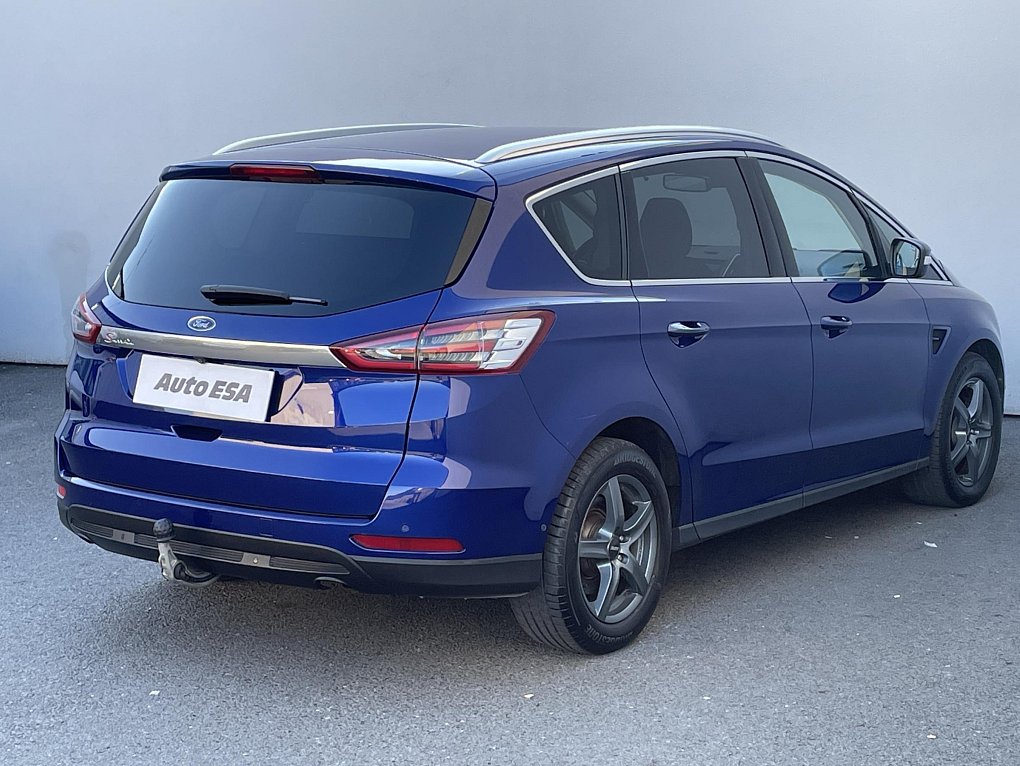 Ford S-MAX 2.0 TDCi Titanium