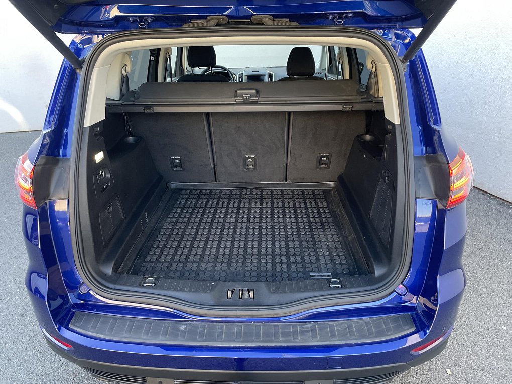 Ford S-MAX 2.0 TDCi Titanium