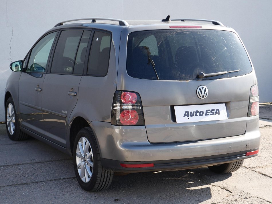 Volkswagen Touran 1.4 TSI 