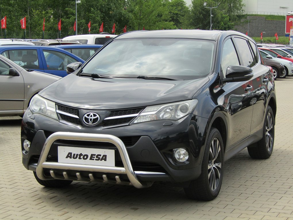 Toyota RAV4 2.2D  4x4