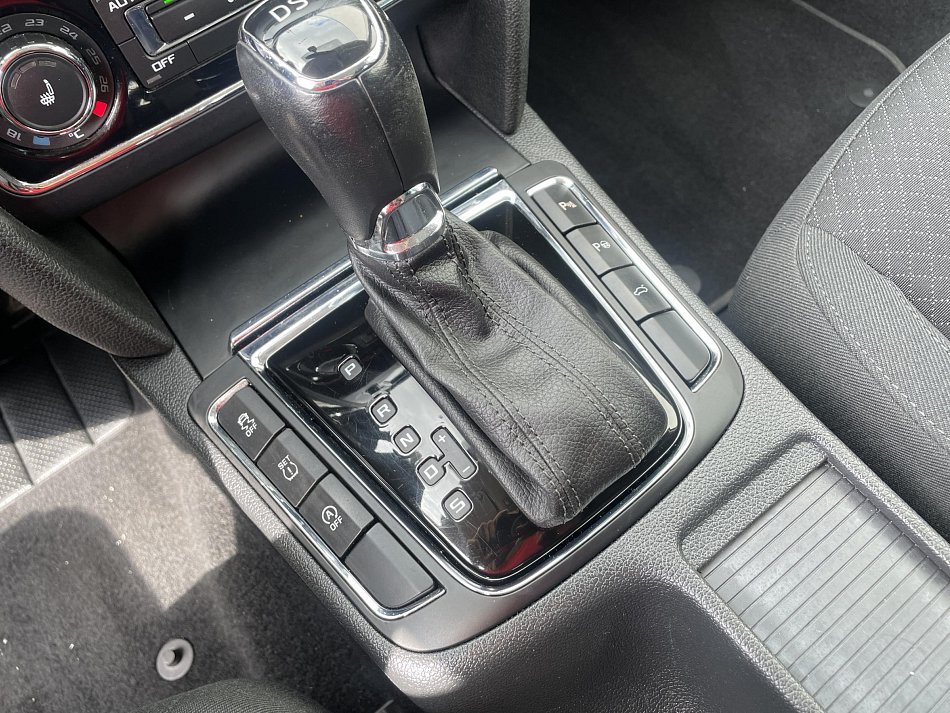 Škoda Superb II 2.0 TDi Ambition