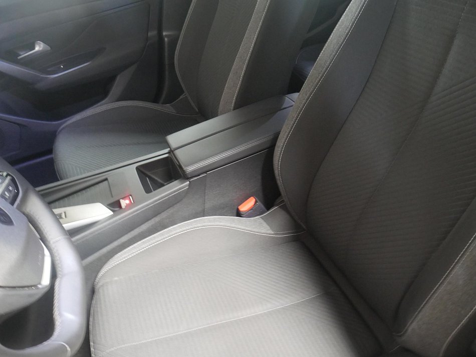 Peugeot 308 1.5 HDi 