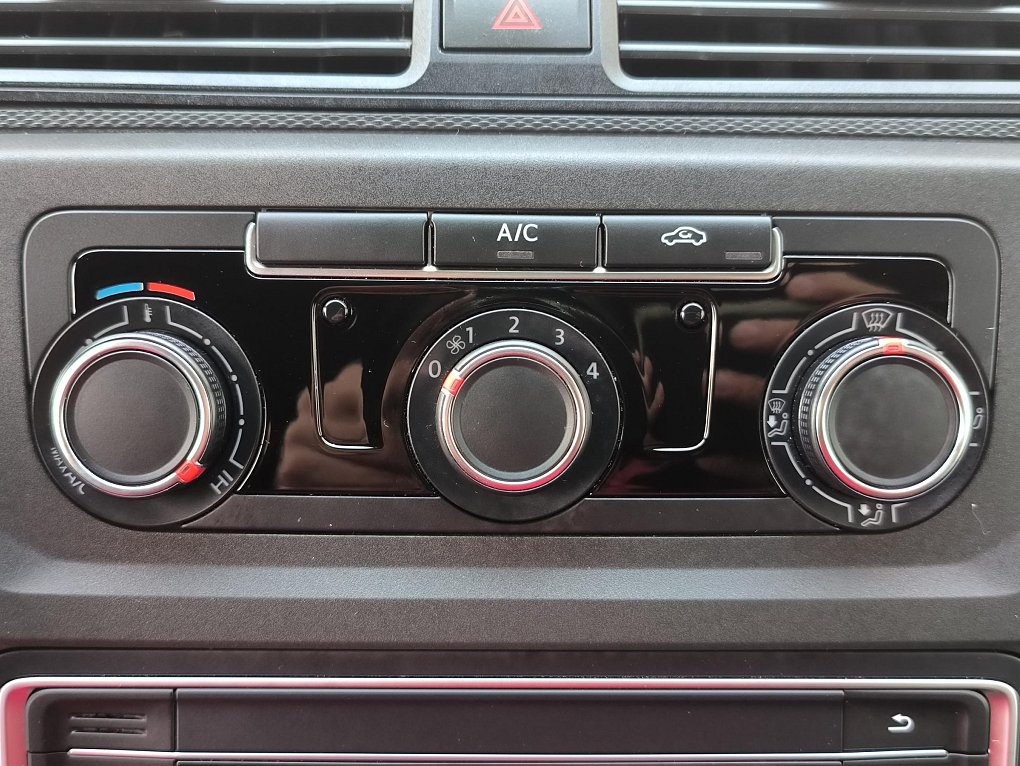 Volkswagen Caddy 1.4TGi  MAXi DÍLNA