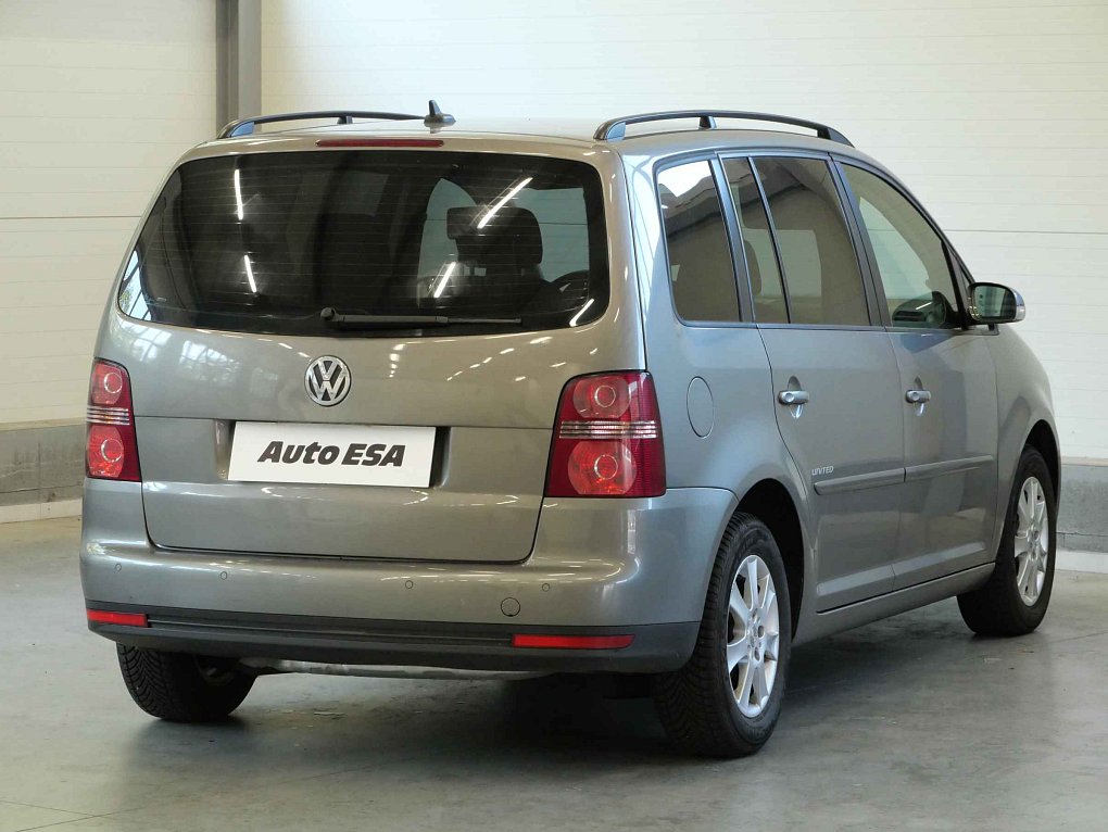 Volkswagen Touran 1.6i 
